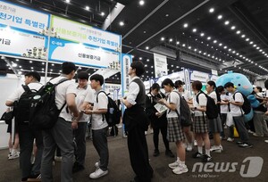 직업계고 취업문 넓힌다...교육·채용 연계 확산 - 뉴스 썸네일 이미지